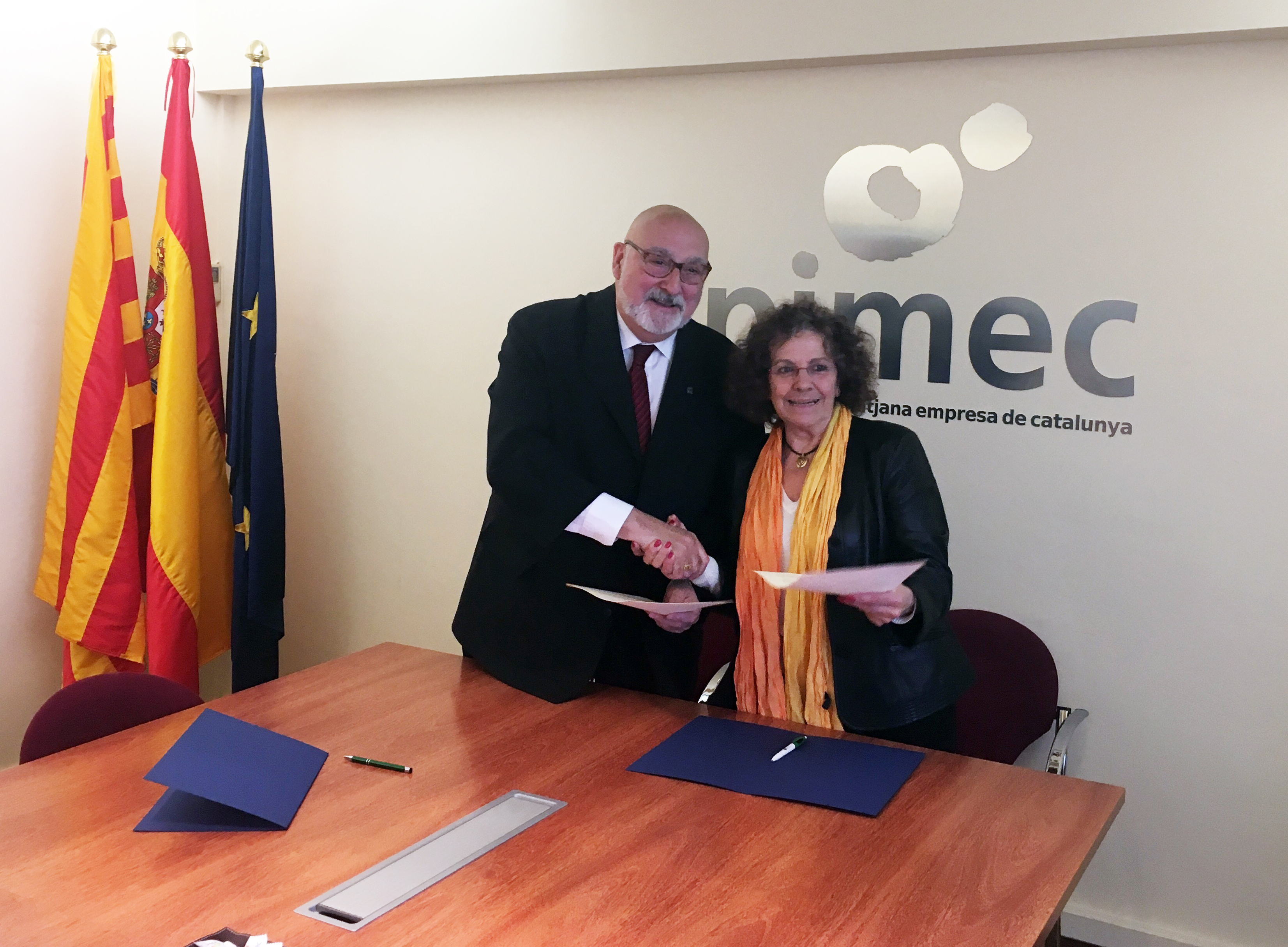 PIMEComerç i l'Associació de Consumidors de la Província de Barcelona (ACPB) signen un conveni de co