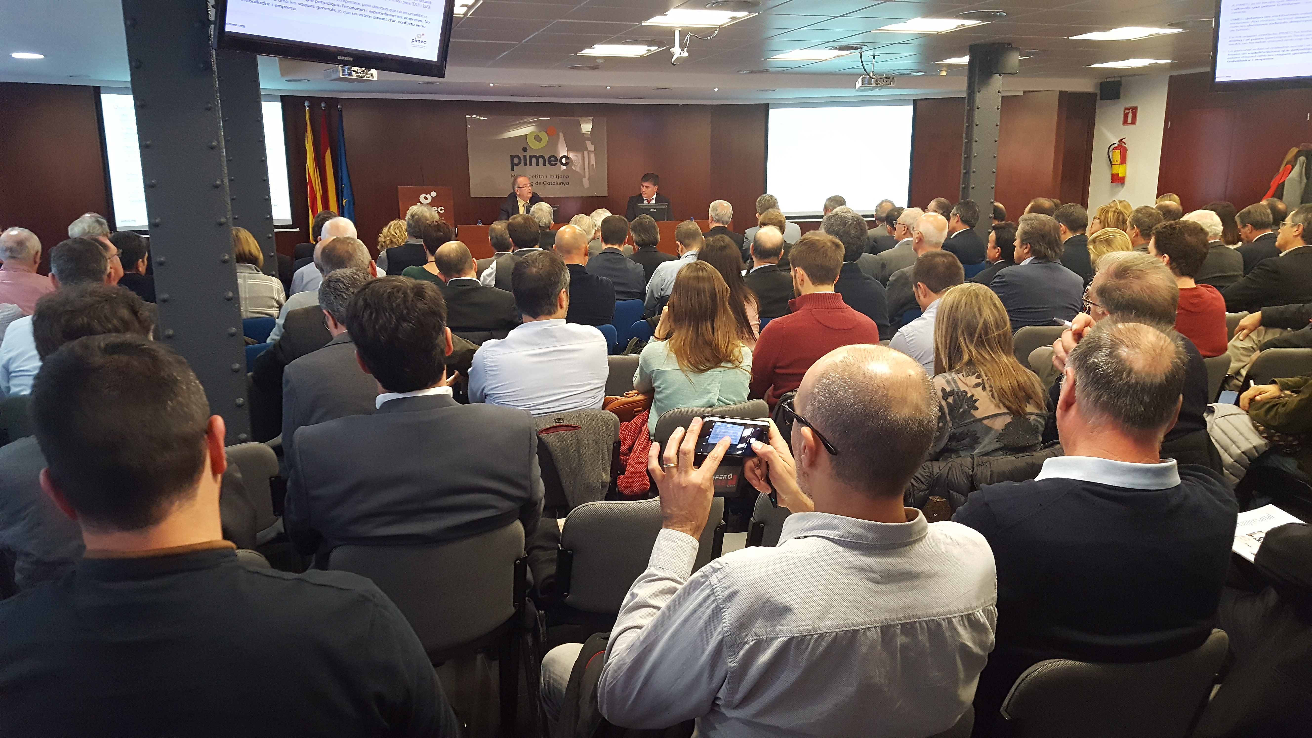 Els empresaris i empresàries de PIMEC reclamen prioritzar la governabilitat de Catalunya a les Elecc