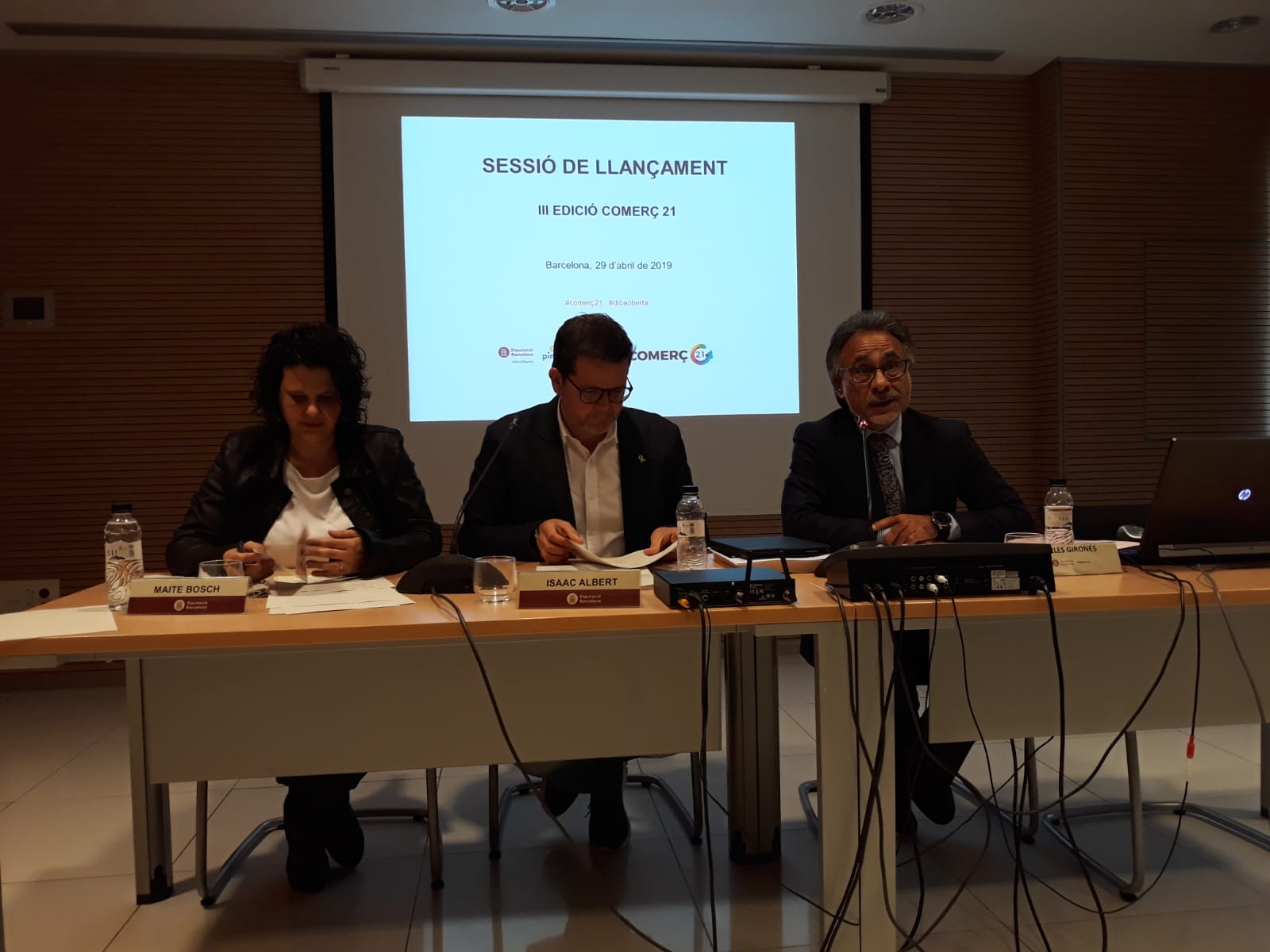 SESSIÓ DE LLANÇAMENT DE LA III EDICIÓ DEL PROJECTE COMERÇ 21
