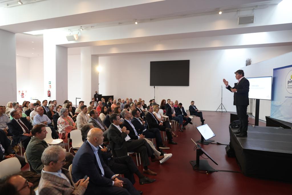 Cañete a les pimes del Maresme: “Si ens activem i situem les pimes al pont de comandament aconseguir